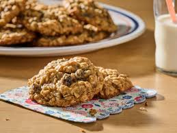 Oatmeal Raisin Cookies